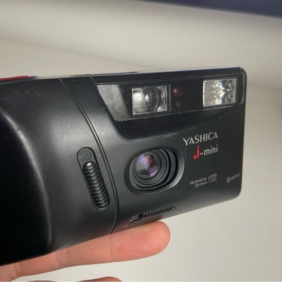 Yashica J mini film camera - Picture 2 of 5